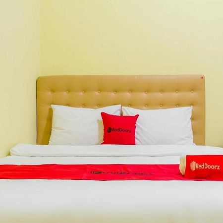 Reddoorz Syariah @ Puri Kalijaga Street Hotel Cirebon Buitenkant foto