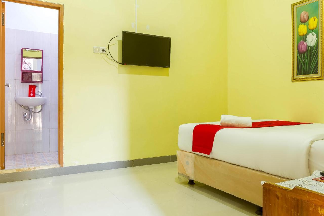Reddoorz Syariah @ Puri Kalijaga Street Hotel Cirebon Buitenkant foto